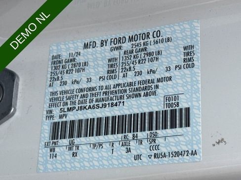 Used 2025 Lincoln Nautilus Reserve AWD/4WD image 28