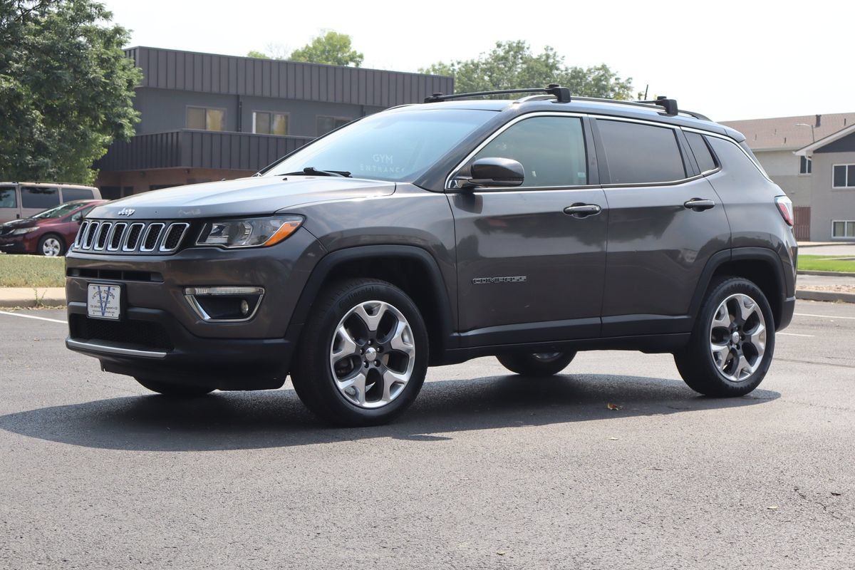 Used 2019 Jeep Compass Limited AWD/4WD image 11