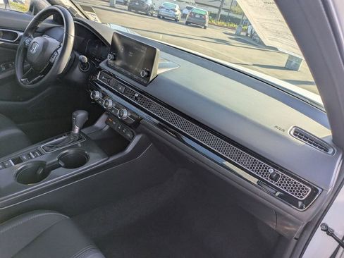 Certified 2025 Honda Civic Sport image 21