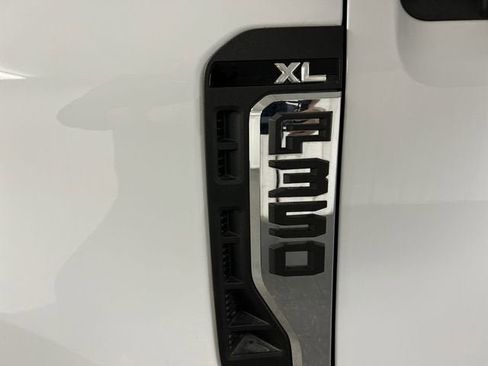 Used 2024 Ford F350 XL RWD image 31