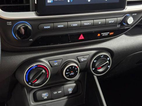 New 2026 Hyundai Venue SE FWD image 21