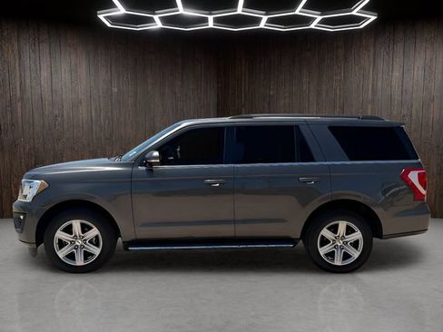 Used 2019 Ford Expedition XLT w/ Equipment Group 202A RWD image 4