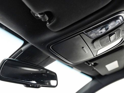 Used 2018 Kia Stinger GT image 30