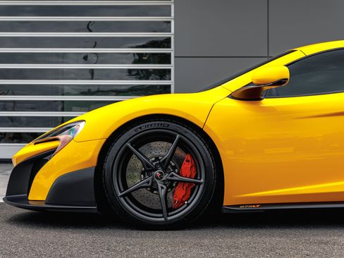 Used 2016 McLaren 675LT Coupe image 5