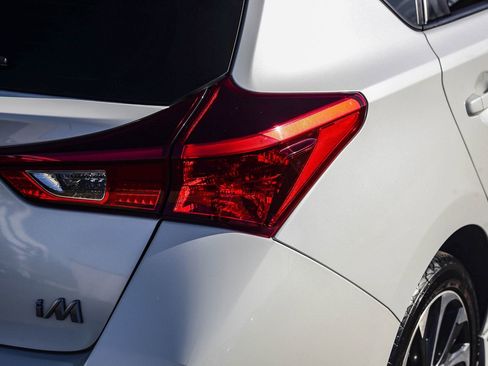 Used 2016 Scion iM image 8