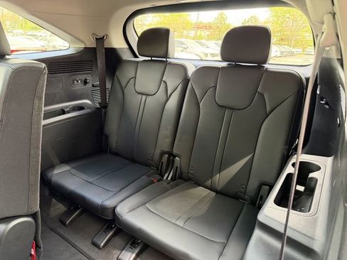 Certified 2023 Kia Sorento S w/ Panoramic Sunroof Package FWD image 30