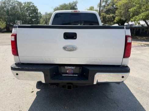 Used 2011 Ford F250 Lariat w/ Lariat Interior Pkg AWD/4WD image 6