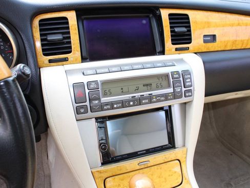 Used 2003 Lexus SC 430 Convertible RWD image 23