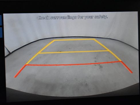 Used 2024 Hyundai Venue SEL image 23