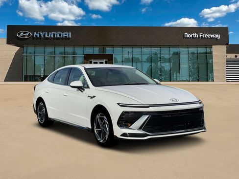Certified 2026 Hyundai Sonata SEL FWD image 11