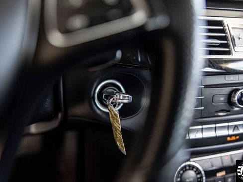 Used 2015 Mercedes-Benz CLS 400 4MATIC image 19