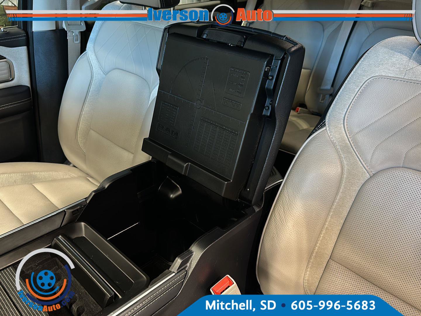 Used 2024 RAM 1500 Limited AWD/4WD image 23