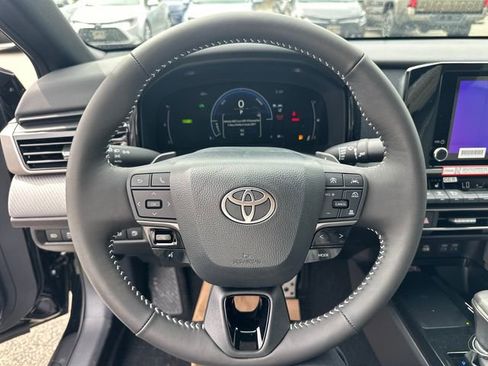 New 2026 Toyota Camry SE image 18