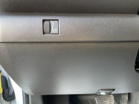 Used 2024 Chevrolet Colorado Trail Boss AWD/4WD image 16