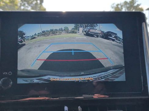 Used 2025 Toyota Corolla LE FWD image 20