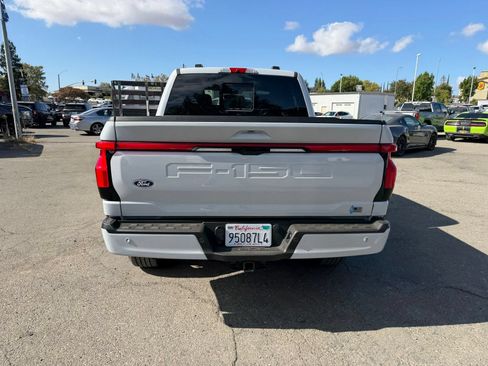Used 2025 Ford F150 Lightning Lariat AWD/4WD image 4