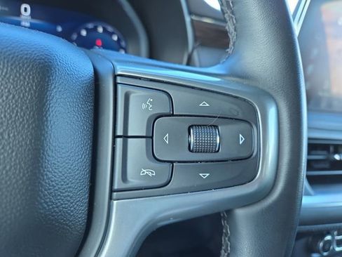 Used 2023 Chevrolet Suburban LT RWD image 21