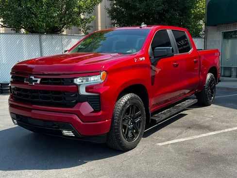 Used 2023 Chevrolet Silverado 1500 RST AWD/4WD image 3