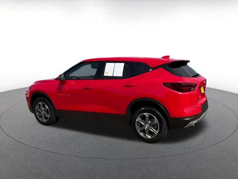 Used 2026 Chevrolet Blazer LT FWD image 7
