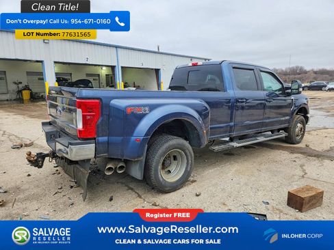 Used 2017 Ford F350 Lariat w/ Lariat Value Package image 4
