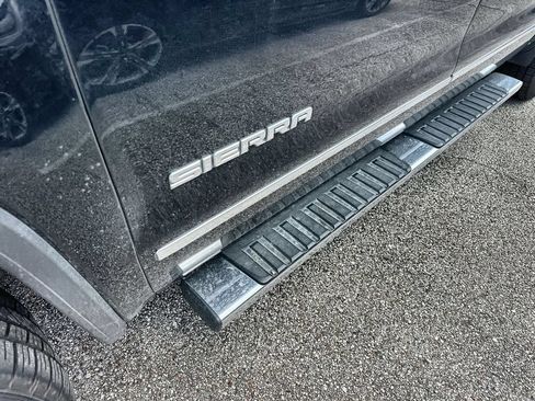 Used 2017 GMC Sierra 1500 SLT RWD image 3
