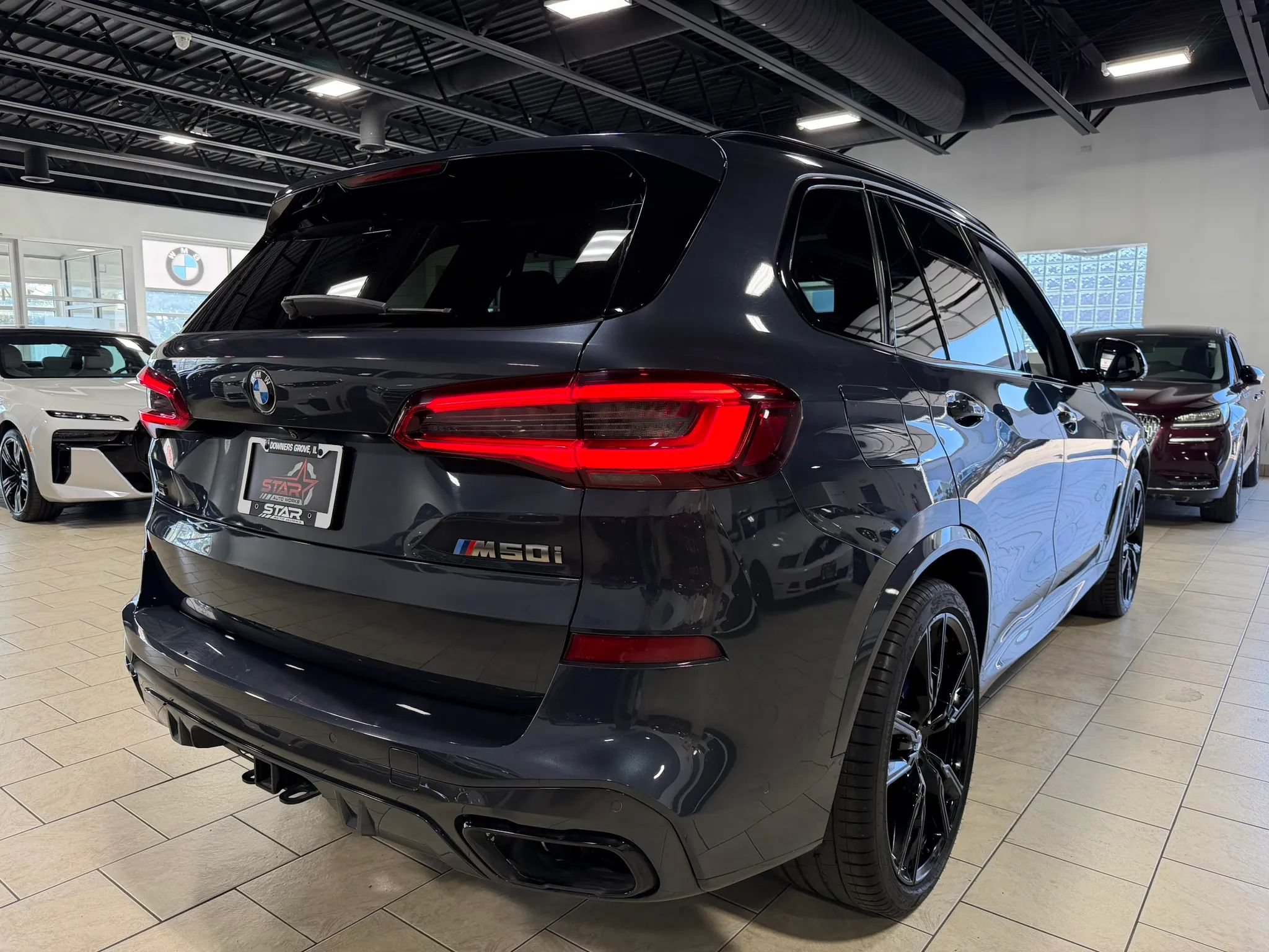 Used 2020 BMW X5 M50i AWD/4WD image 4