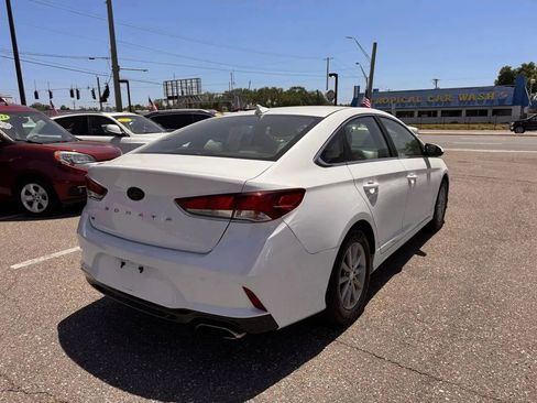 Used 2018 Hyundai Sonata SE w/ Cargo Package FWD image 7