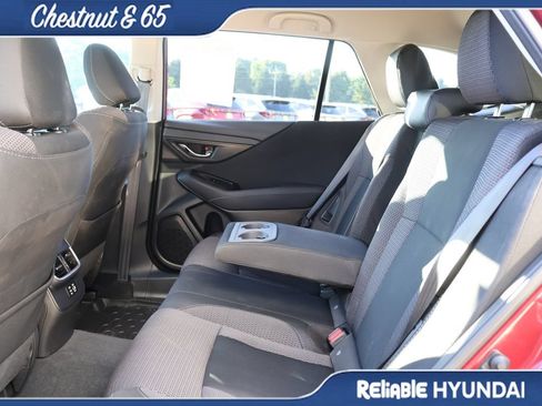 Used 2025 Subaru Outback Premium w/ Popular Package #1A AWD/4WD image 18