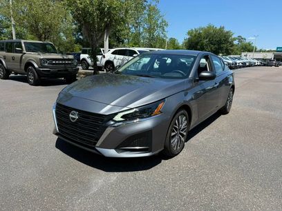Used 2025 Nissan Altima 2.5 SV