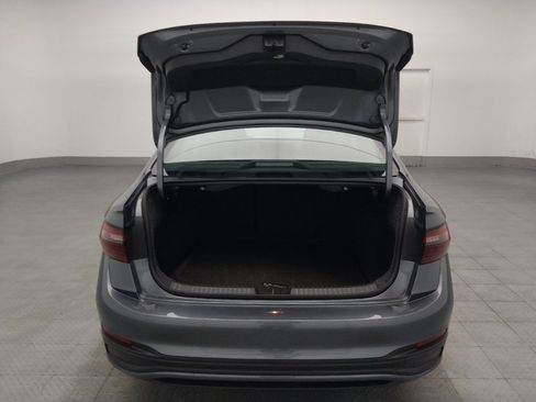 Used 2023 Volkswagen Jetta SE FWD image 29