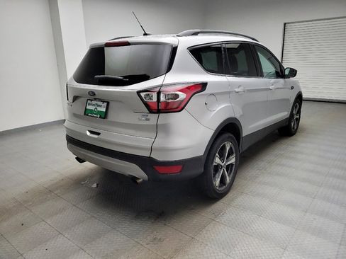 Used 2017 Ford Escape SE w/ SE Leather Comfort Package image 9