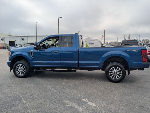 Used 2022 Ford F350 Lariat image 7