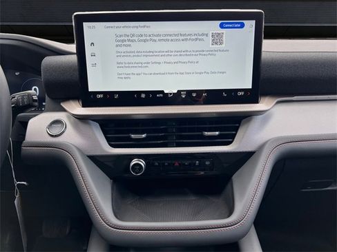 New 2026 Ford Explorer Active w/ Active Comfort Package image 11