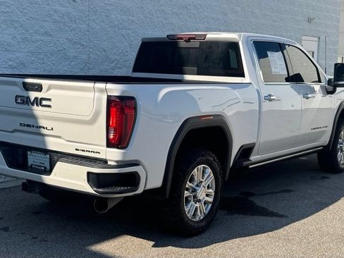 Used 2022 GMC Sierra 2500 Denali w/ Denali Ultimate Package AWD/4WD image 3