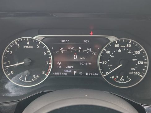 Used 2023 Nissan Pathfinder SL w/ SL Premium Package FWD image 17