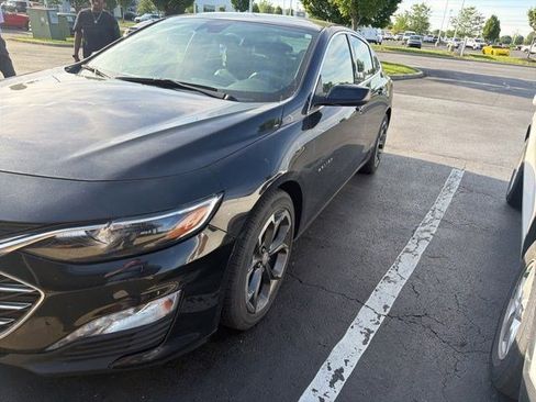 Used 2022 Chevrolet Malibu LT FWD image 18