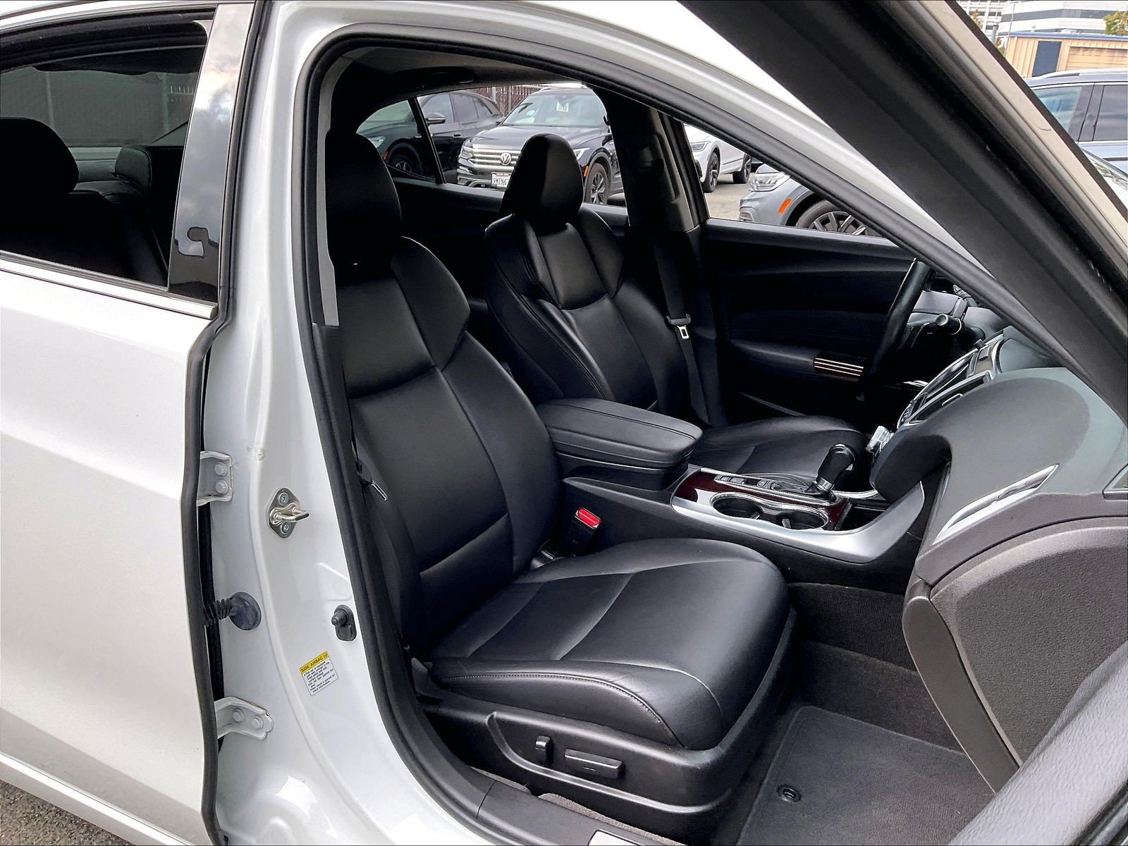 Used 2016 Acura TLX FWD image 6