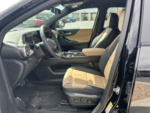 New 2026 Chevrolet Equinox ACTIV AWD/4WD image 2