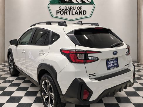 Used 2026 Subaru Crosstrek 2.5i Premium AWD/4WD image 5