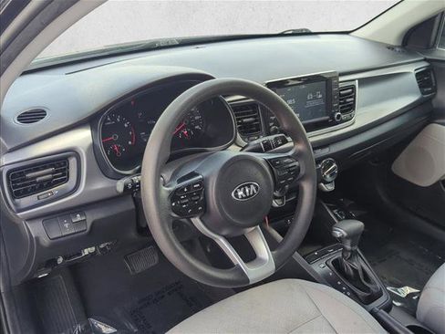 Used 2019 Kia Rio S FWD image 11