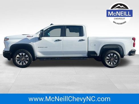 New 2026 Chevrolet Silverado 2500 Custom w/ Custom Value Package image 4