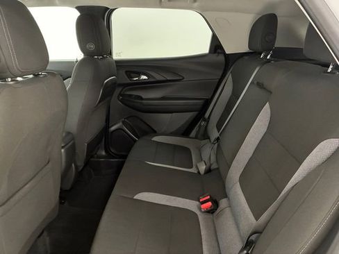 Used 2025 Chevrolet TrailBlazer LT w/ Convenience Package image 18