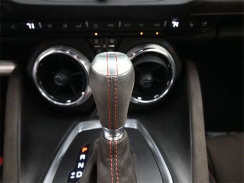 Used 2018 Chevrolet Camaro ZL1 image 3