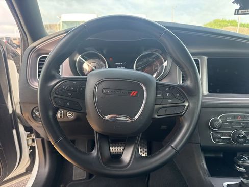 Used 2023 Dodge Charger GT image 3