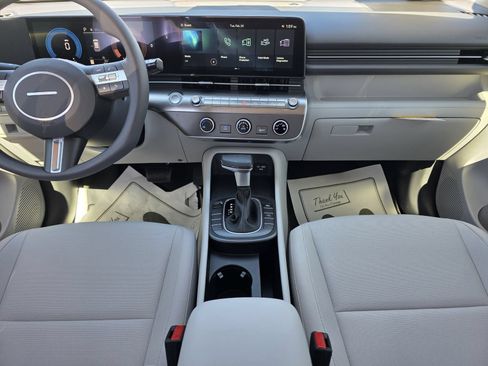 New 2026 Hyundai Kona SE FWD image 17