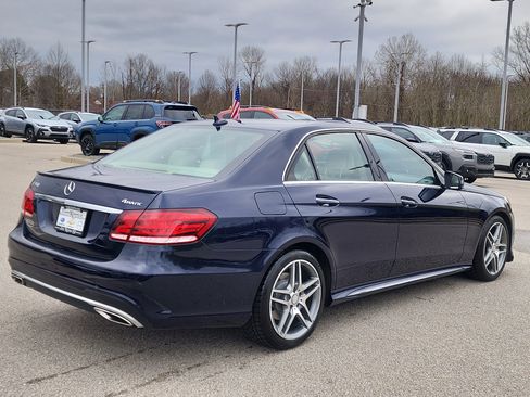 Used 2016 Mercedes-Benz E 350 4MATIC Sedan image 3