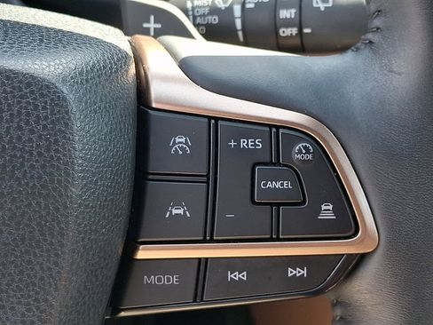 Used 2025 Toyota Grand Highlander AWD Hybrid image 26