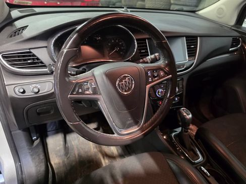 Used 2019 Buick Encore Preferred FWD image 4