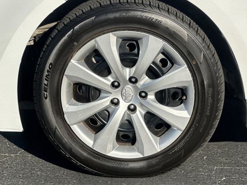 Used 2024 Toyota Corolla LE image 23