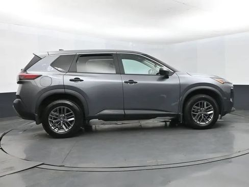 Used 2023 Nissan Rogue S AWD/4WD image 4